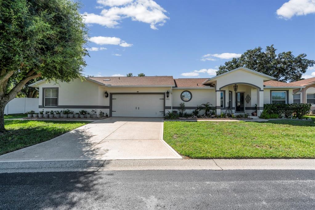 6323 Silver Lakes Dr E - 6323 Silver Lakes Dr E, Lakeland, FL 33810 Luxury Property | Jose Angel Pina