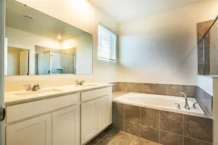 286 Bogey Dr, Davenport, FL 33896 - Photo 17
