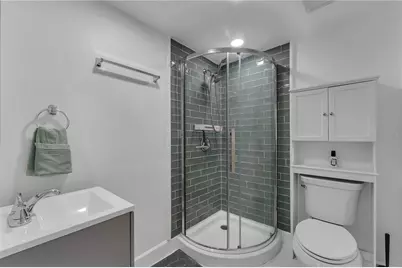 3295 57th Street N, Saint Petersburg, FL 33710 - Photo 13