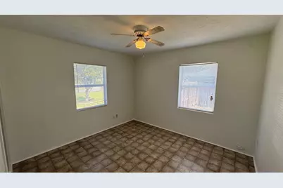 13920 3rd Street, Dade City, FL 33525 - Photo 7