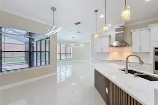 7426 Pointe Venezia Dr, Orlando, FL 32836 - Photo 7