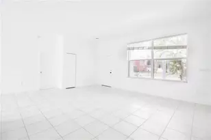 2782 Picadilly Cir, Kissimmee, FL 34747 - Photo 5