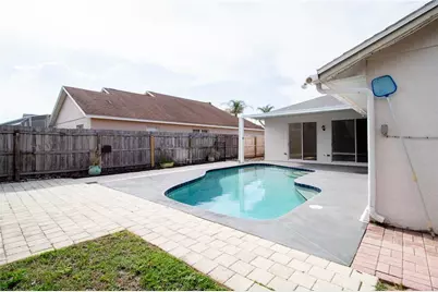 2782 Picadilly Circle, Kissimmee, FL 34747 - Photo 29