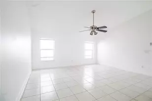 2782 Picadilly Cir, Kissimmee, FL 34747 - Photo 9