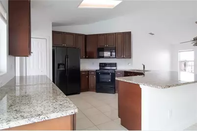 2782 Picadilly Circle, Kissimmee, FL 34747 - Photo 7