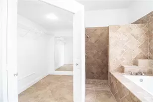 2782 Picadilly Cir, Kissimmee, FL 34747 - Photo 15