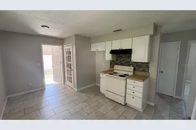 37321 Safari Drive, Dade City, FL 33523 - Photo 7