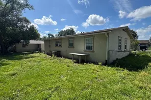 37321 Safari Dr, Dade City, FL 33523 - Photo 3