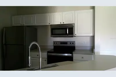 5500 Metrowest Boulevard #304, Orlando, FL 32811 - Photo 3