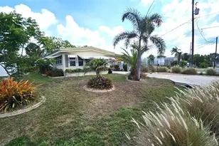 1240 Seagull Dr, Englewood, FL 34224 - Photo 3