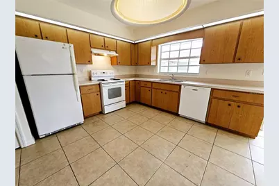 66 N McCall, Englewood, FL 34223 - Photo 9