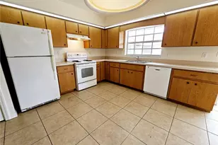 66 N McCall, Englewood, FL 34223 - Photo 9