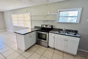 1310 N Combee Rd, Lakeland, FL 33801 - Photo 3