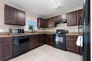 227 Oak Ln Loop, Ocala, FL 34472 - Photo 9