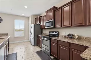 10546 Green Ivy Ln, Orlando, FL 32832 - Photo 21