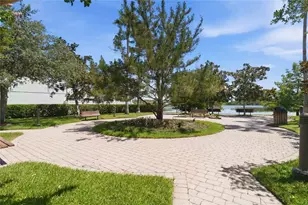 10546 Green Ivy Ln, Orlando, FL 32832 - Photo 49