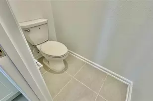 319 Sol Vis Dr, Dundee, FL 33838 - Photo 11