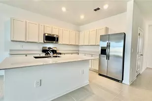 319 Sol Vis Dr, Dundee, FL 33838 - Photo 3