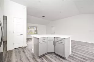 518 San Pedro Dr, The Villages, FL 32159 - Photo 13