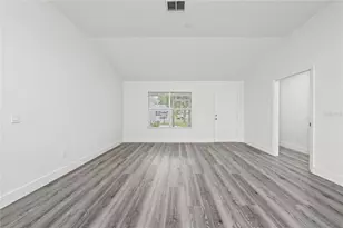 518 San Pedro Dr, The Villages, FL 32159 - Photo 9
