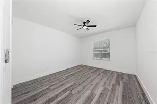 518 San Pedro Dr, The Villages, FL 32159 - Photo 21
