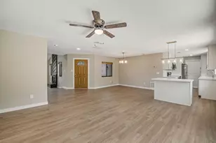 8201 Fraim Ct, Orlando, FL 32825 - Photo 5