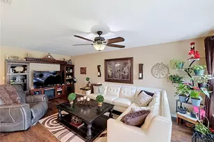 6420 Windsor Lake Cir, Sanford, FL 32773 - Photo 3