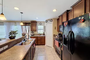6420 Windsor Lake Cir, Sanford, FL 32773 - Photo 7