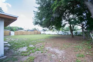 6146 Dahlia Dr, Orlando, FL 32807 - Photo 13