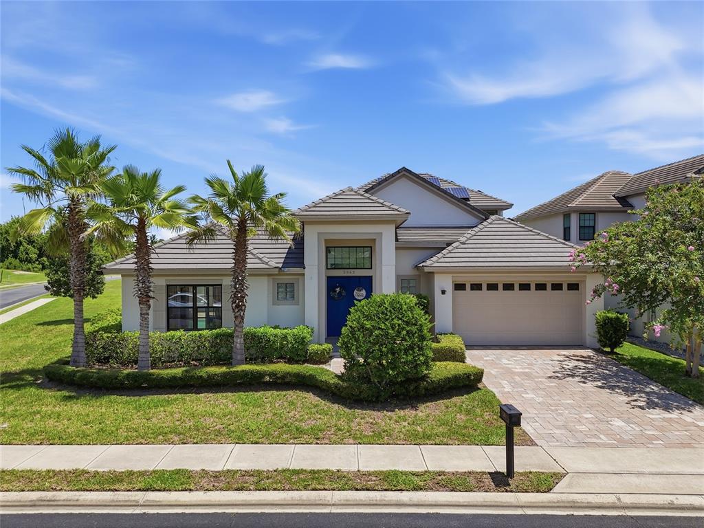 2562 Heritage Green Ave - 2562 Heritage Green Ave, Davenport, FL 33837 Luxury Property | Jose Angel Pina