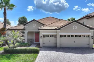 1317 Gleneagles Ln, Davenport, FL 33896 - Photo 1