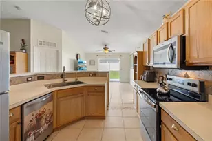 2912 Belle Ln, Kissimmee, FL 34743 - Photo 17