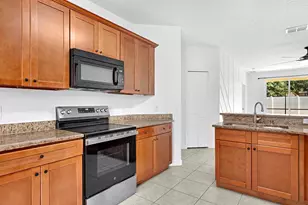 914 Knollwood Dr, Davenport, FL 33837 - Photo 5