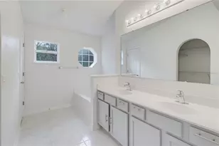3015 Elbib Dr, Saint Cloud, FL 34772 - Photo 9