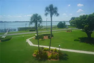 333 Lake Howard Dr NW, Winter Haven, FL 33880 - Photo 11