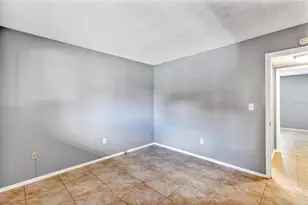 2864 N Powers Dr, Orlando, FL 32818 - Photo 23