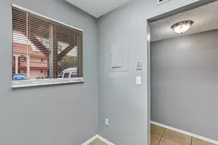 2864 N Powers Dr, Orlando, FL 32818 - Photo 5