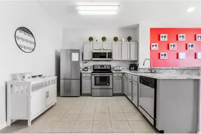 7677 Fitzclarence Street, Kissimmee, FL 34747 - Photo 5