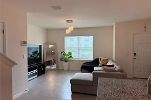 323 Preston Cv Dr, Saint Cloud, FL 34771 - Photo 3