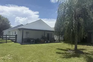 2916 Canoe Cir, Saint Cloud, FL 34772 - Photo 19