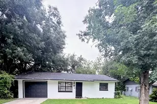 7281 SE 120th St, Belleview, FL 34420 - Photo 1