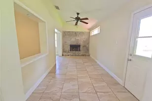 3820 Blackberry Cir, Saint Cloud, FL 34772 - Photo 5