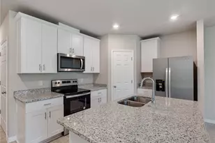 658 Legacy Loop, Davenport, FL 33896 - Photo 7