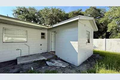 205 Mill Street, Wildwood, FL 34785 - Photo 11