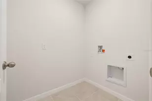 2842 Waterlily Wy, Kissimmee, FL 34759 - Photo 5