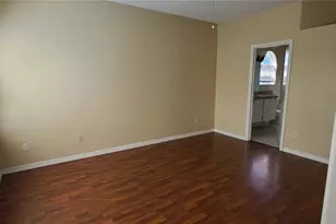 2411 Berkshire Ct, Kissimmee, FL 34746 - Photo 11
