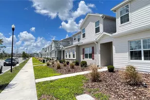 428 Huckleberry Dr, Saint Cloud, FL 34771 - Photo 3