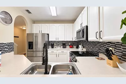 326 Chelsea Drive, Davenport, FL 33897 - Photo 3