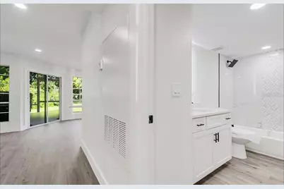 4613 Gate Place #104, Orlando, FL 32811 - Photo 17