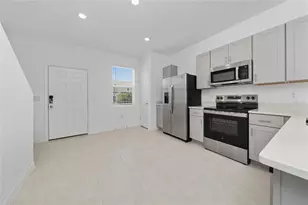 2916 Skyline Loop, Kissimmee, FL 34758 - Photo 5